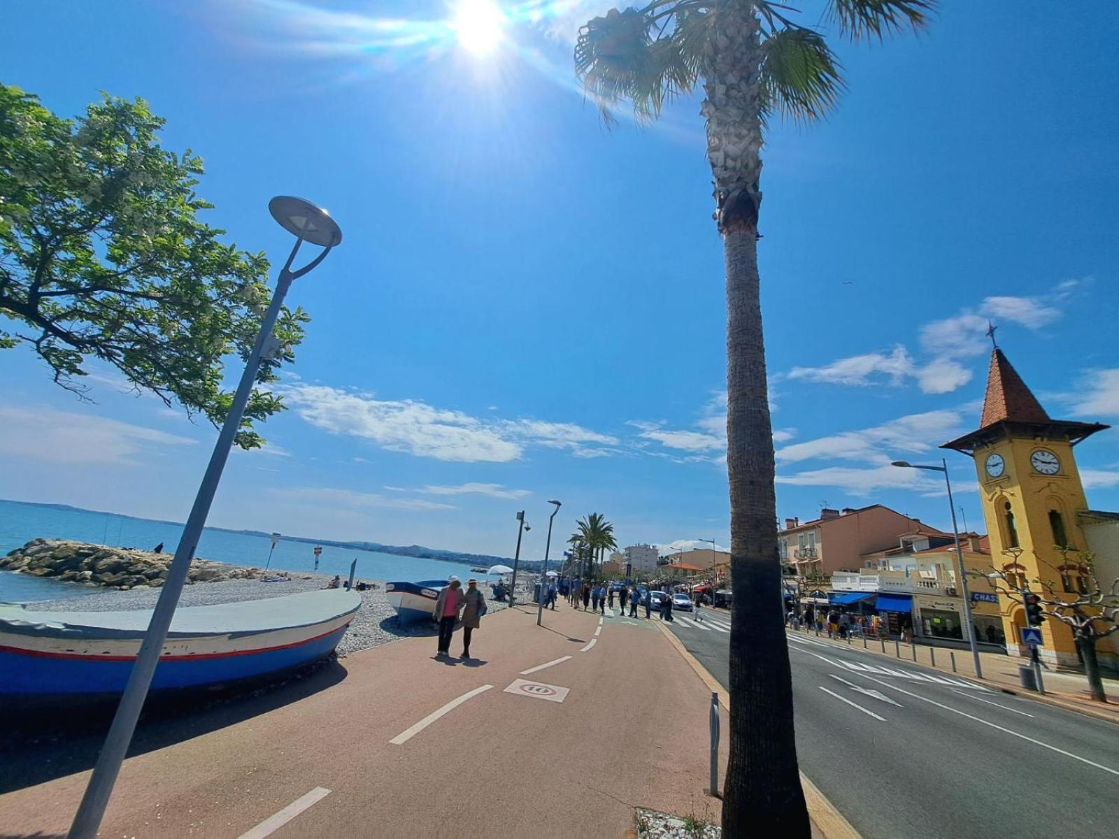 La Villa Castel - Haut De Villa - Parkings- 3 Chambres - 8 Couchages - Jardin - Barbecue Καν-συρ-Μερ Εξωτερικό φωτογραφία